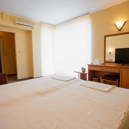 Hotel Dolphin Rawda Exterior foto