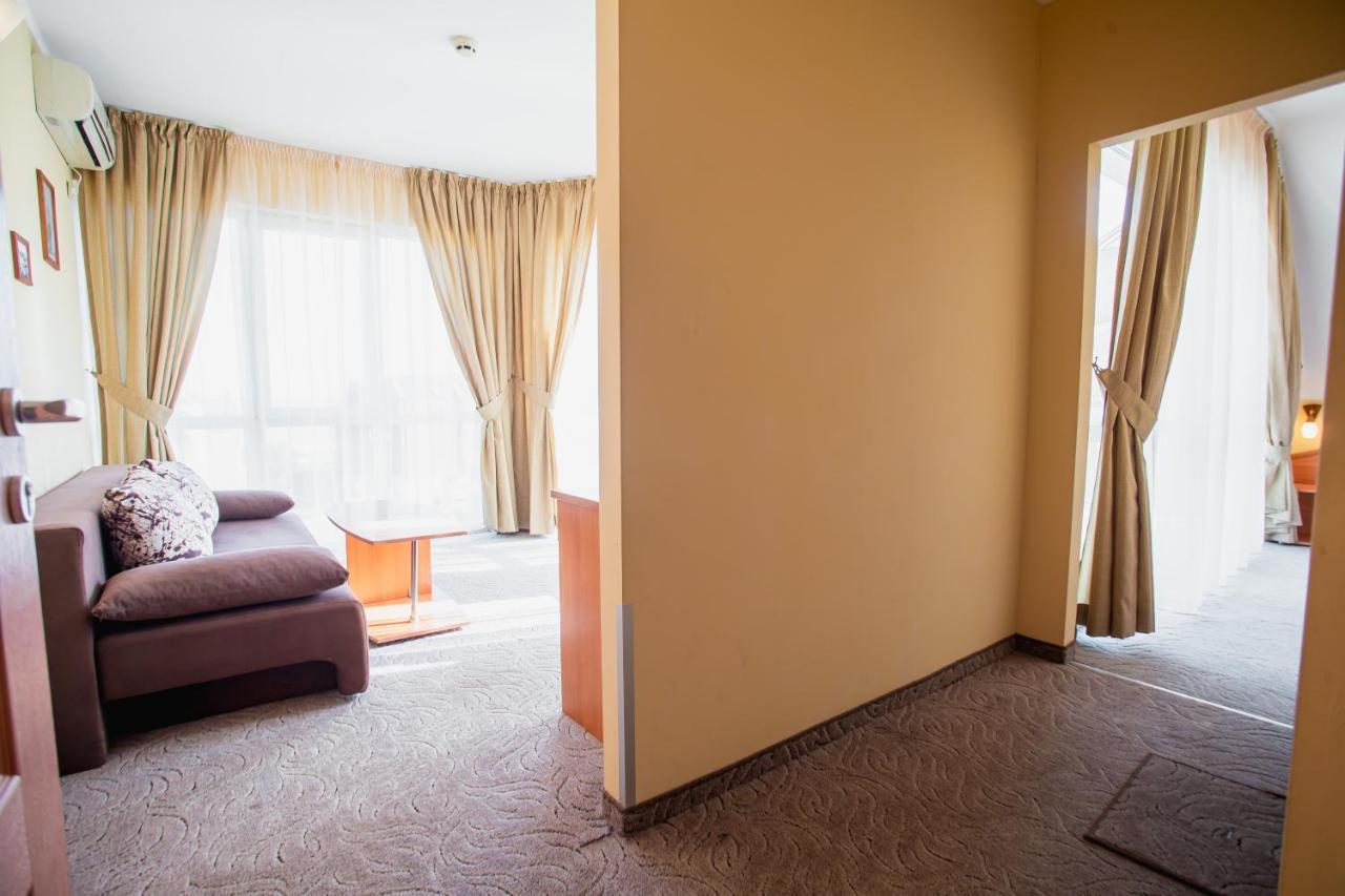 Hotel Dolphin Rawda Exterior foto